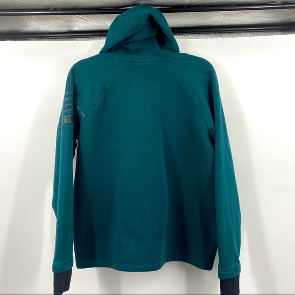 Under Armour Pullover - Picture 2 of 4